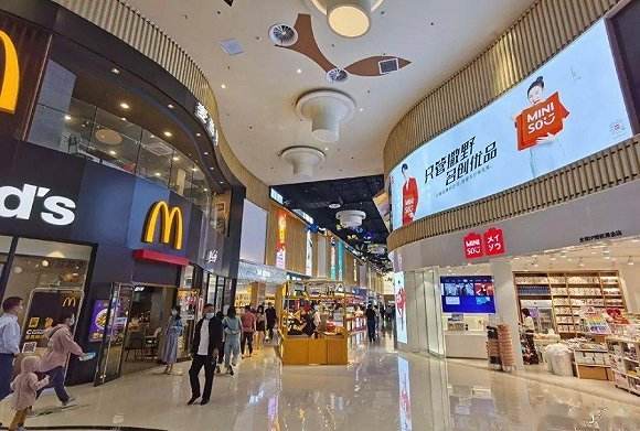 昔日开水和泡面 如今咖啡便利店