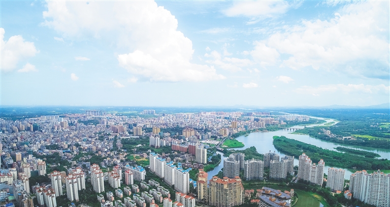 琼海书写经济高质量发展新篇章