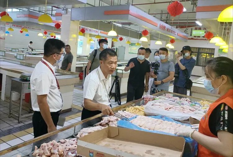 省市场监管局食品综合处到海口桂林洋开展检查指导工作