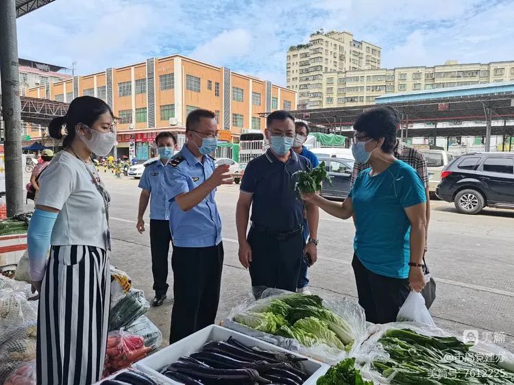 海口市市场监管局冯勇书记督导疫情期间市场监管工作