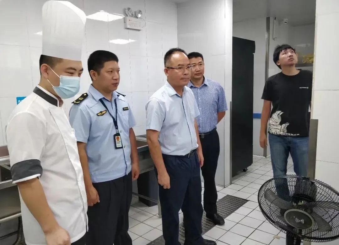 王国平开展食品安全“两个责任”包保督导工作