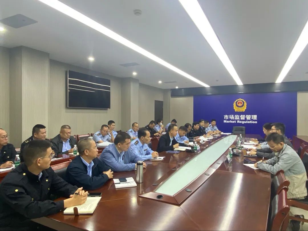 省市场监管局督导组到三亚开展放心消费创建暨2024年两节期间市场监管督导工作