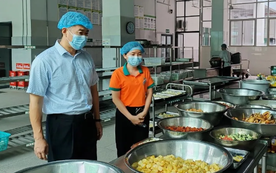 “食”力助考！三亚市市场监管局开展中考食品安全检查→