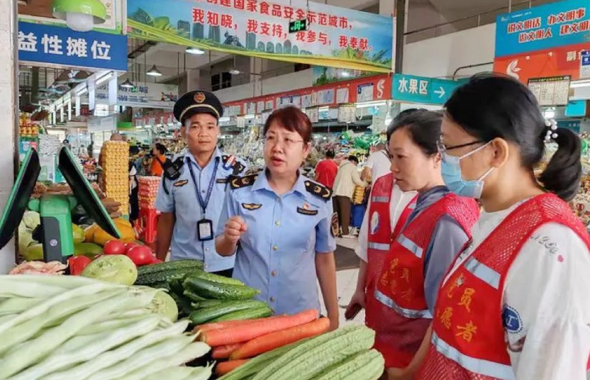 三亚市市场监管局持续开展“五一”期间食品安全检查